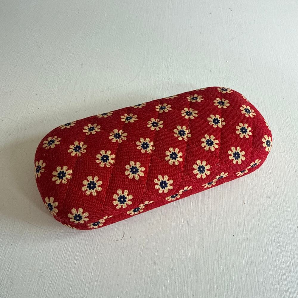 Vera Bradley Red Floral Quilted Hard Eyeglass Case Clamshell Sunglasses Box